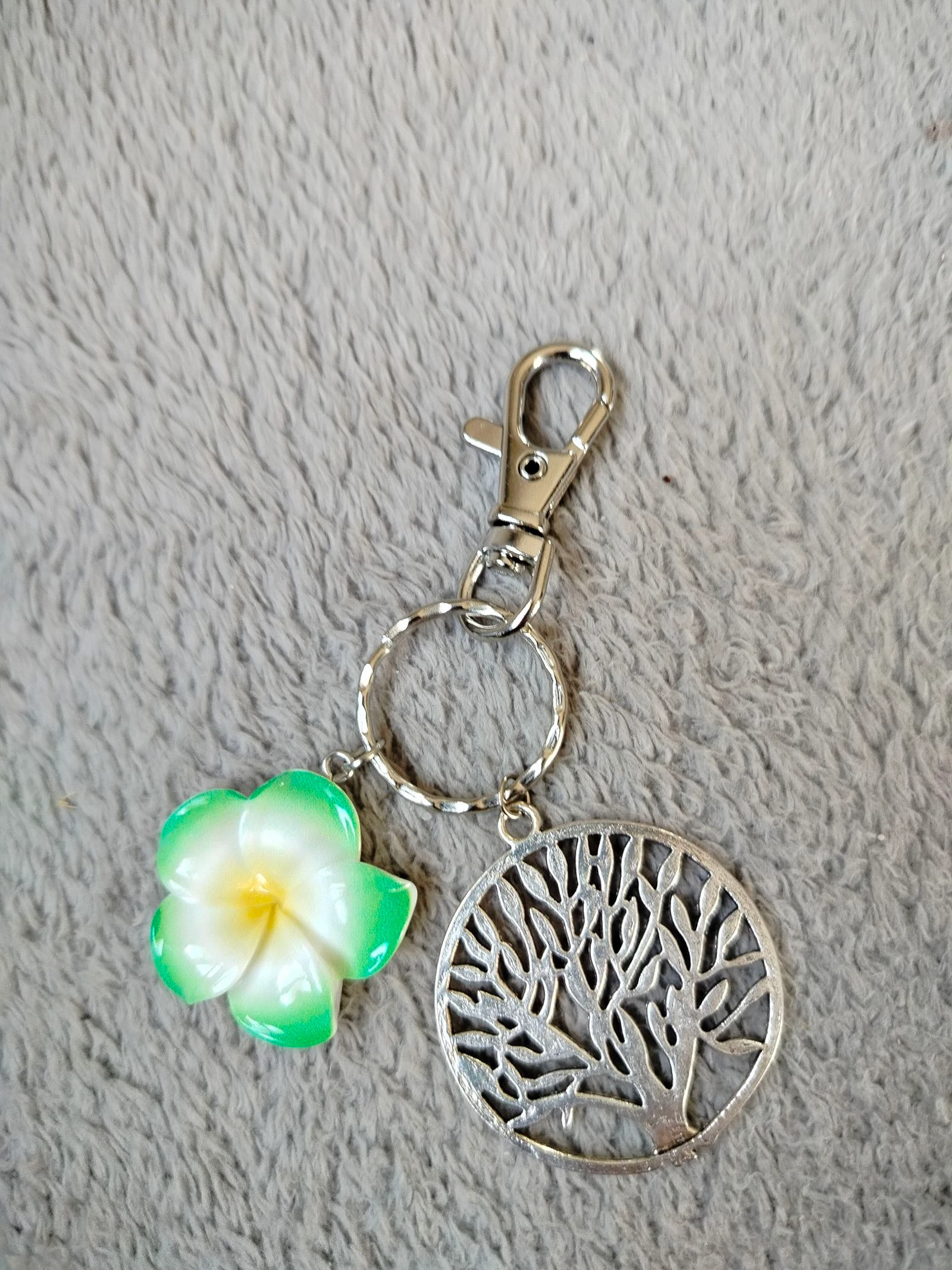 Porte-clés arbre de vie argenté fleur tropicale chic élégant